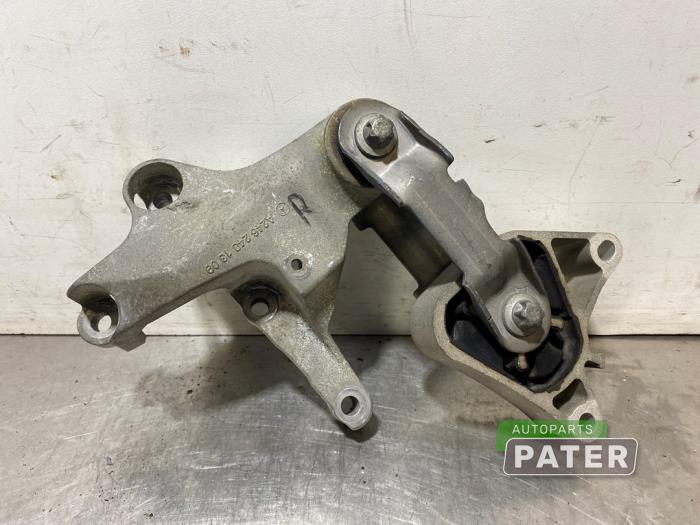Used Engine mount Mercedes CLA (117.3) 1.5 CLA-180 CDI, 180 d 16V Price € 26,25 Margin scheme offered by Autoparts Pater