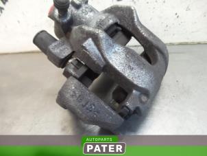 Used Front brake calliper, left Renault Twingo III (AH) 1.0 SCe 70 12V Price € 36,75 Margin scheme offered by Autoparts Pater
