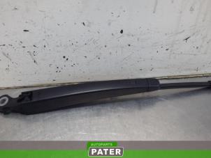 Used Rear wiper arm Volkswagen Scirocco (137/13AD) 1.4 TSI 160 16V Price € 21,00 Margin scheme offered by Autoparts Pater