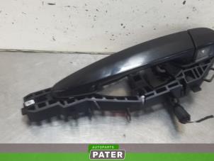 Used Rear door handle 4-door, left BMW 4 serie Gran Coupe (F36) 430d 3.0 24V Price € 52,50 Margin scheme offered by Autoparts Pater