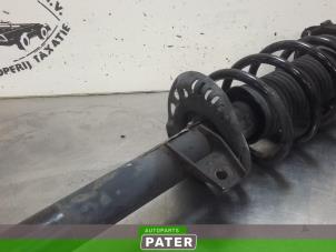 Used Front shock absorber rod, right Seat Leon (1P1) 1.6 TDI 16V 105 Price € 52,50 Margin scheme offered by Autoparts Pater