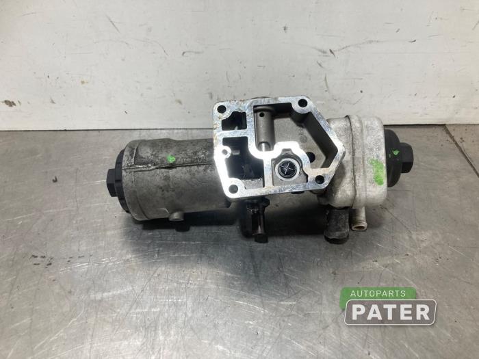 Gebrauchte Ölfiltergehäuse Volkswagen Polo IV (9N1/2/3) 1.4 TDI 70 Preis € 36,75 Margenregelung angeboten von Autoparts Pater
