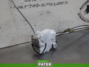 Used Front door lock mechanism 4-door, right Mitsubishi Outlander (GF/GG) 2.0 16V PHEV 4x4 Price € 52,50 Margin scheme offered by Autoparts Pater