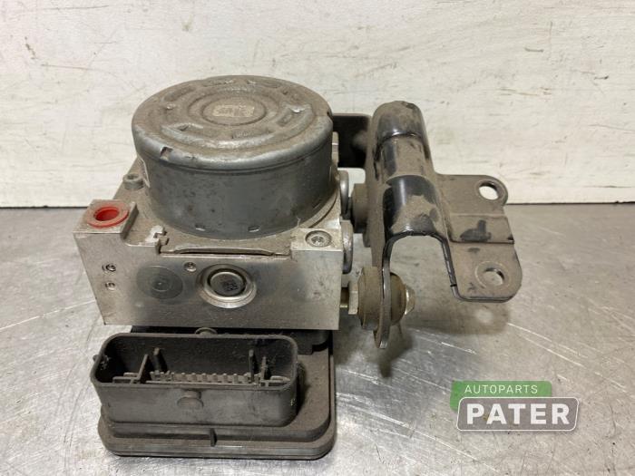 Begagnade ABS-pump Kia Picanto (JA) 1.0 12V Pris € 52,50 Marginaltabell erbjuds av Autoparts Pater