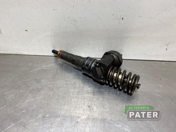 Usagé Injecteurs Volkswagen Polo IV (9N1/2/3) 1.4 TDI 75 Prix € 31,50 Règlement à la marge proposé par Autoparts Pater