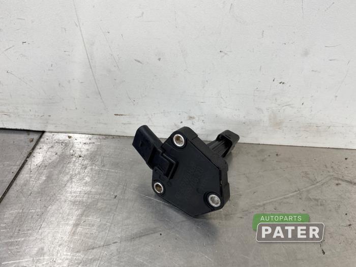 Begagnade Oljenivåsensor Volkswagen Polo V (6R) 1.2 TSI Pris € 10,50 Marginaltabell erbjuds av Autoparts Pater