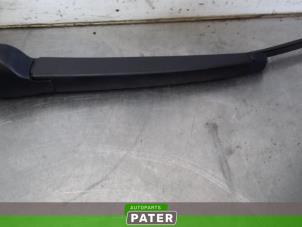 Used Rear wiper arm Volkswagen Up! (121) 1.0 12V 60 Price € 26,25 Margin scheme offered by Autoparts Pater