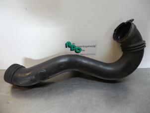 Used Air intake hose Peugeot Boxer (U9) 2.2 HDi 120 Euro 4 Price € 25,00 Margin scheme offered by Autodemontagebedrijf Otte
