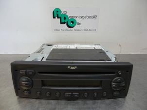 Usagé Radio/Lecteur CD Peugeot Boxer (U9) 2.2 HDi 120 Euro 4 Prix € 100,00 Règlement à la marge proposé par Autodemontagebedrijf Otte