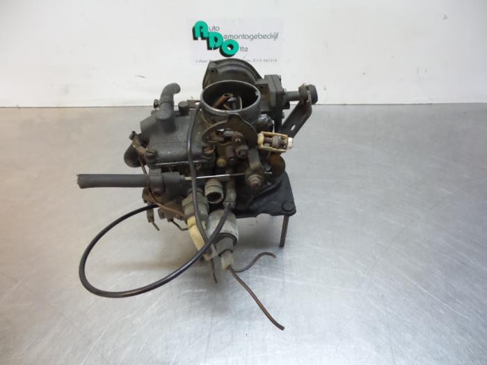 Carburettor from a Volvo V70 (BW) 2.4 D5 20V AWD 1985