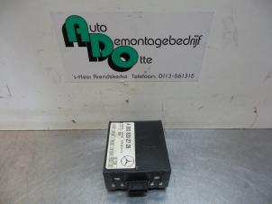 Used Alarm relay Mercedes C (W203) 2.0 C-200K 16V Price € 30,00 Margin scheme offered by Autodemontagebedrijf Otte
