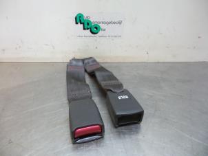 Used Rear seatbelt buckle, left Chevrolet Kalos (SF48) 1.2 Price € 15,00 Margin scheme offered by Autodemontagebedrijf Otte