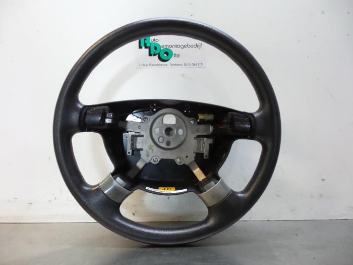 Begagnade Ratt Chevrolet Kalos (SF48) 1.2 Pris € 20,00 Marginaltabell erbjuds av Autodemontagebedrijf Otte