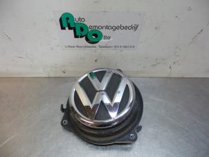 Usagé Poignée hayon Volkswagen Polo Prix € 15,00 Règlement à la marge proposé par Autodemontagebedrijf Otte