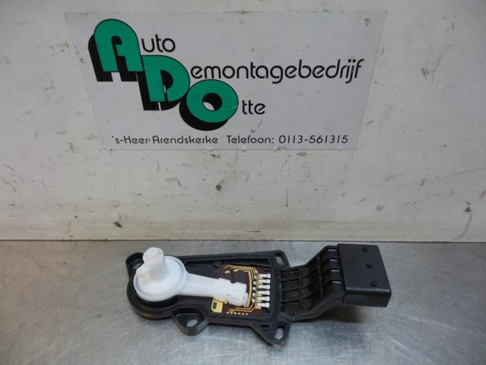 Gebrauchte Gaspedalposition Sensor Fiat Doblo Cargo (263) 1.3 MJ 16V DPF Euro 5 Preis € 50,00 Margenregelung angeboten von Autodemontagebedrijf Otte
