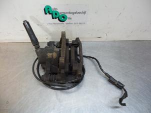 Used Rear brake calliper, left Mercedes Vito (639.6) 2.2 109 CDI 16V Price € 25,00 Margin scheme offered by Autodemontagebedrijf Otte