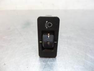 Used AIH headlight switch BMW Mini One/Cooper (R50) 1.6 16V One Price € 10,00 Margin scheme offered by Autodemontagebedrijf Otte