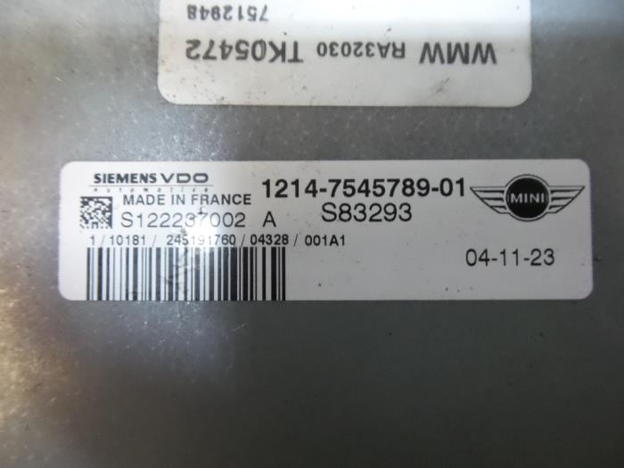 Serrure de contact + ordinateur d'un MINI Mini One/Cooper (R50) 1.6 16V One 2004
