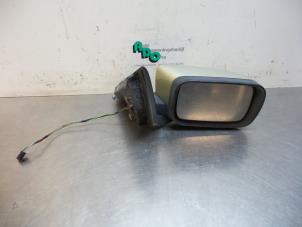 Used Wing mirror, right BMW 3 serie Compact (E46/5) 316ti 16V Price € 20,00 Margin scheme offered by Autodemontagebedrijf Otte