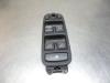 Electric window switch from a Volvo S40 (MS), 2004 / 2012 1.6 D 16V, Saloon, 4-dr, Diesel, 1.560cc, 81kW (110pk), FWD, D4164T, 2005-01 / 2012-12, MS76 2005