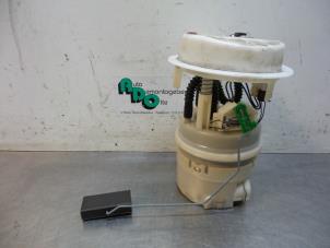 Used Electric fuel pump Peugeot 307 (3A/C/D) 1.4 Price € 25,00 Margin scheme offered by Autodemontagebedrijf Otte