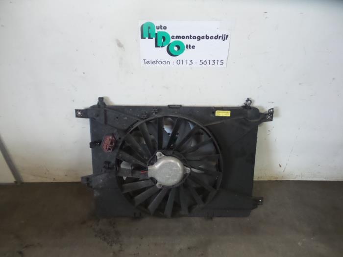 Cooling fans from a Alfa Romeo 159 (939AX) 1.9 JTDm 2007