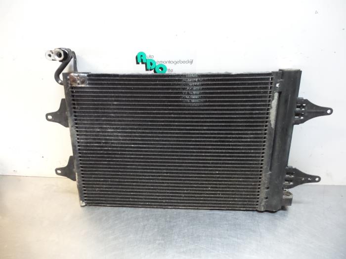 Usagé Condenseur de climatisation Seat Ibiza III (6L1) 1.9 TDI 100 Prix € 50,00 Règlement à la marge proposé par Autodemontagebedrijf Otte