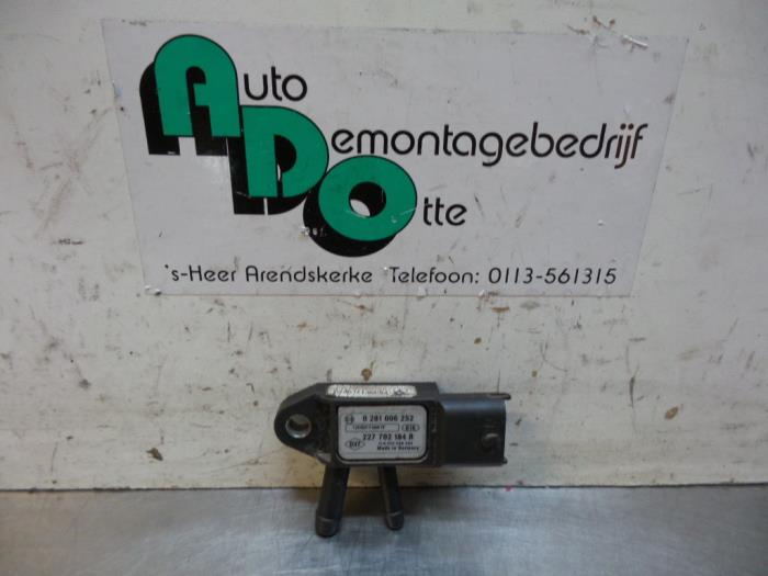 Usados Sensor Map (colector de admisión) Renault Master II (ED/HD/UD) 2.5 dCi 150 FAP Precio € 15,00 Norma de margen ofrecido por Autodemontagebedrijf Otte