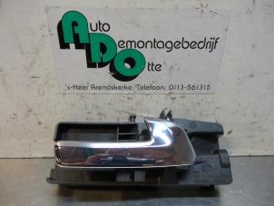 Used Rear door handle 4-door, right Alfa Romeo 159 (939AX) 1.9 JTDm Price € 15,00 Margin scheme offered by Autodemontagebedrijf Otte