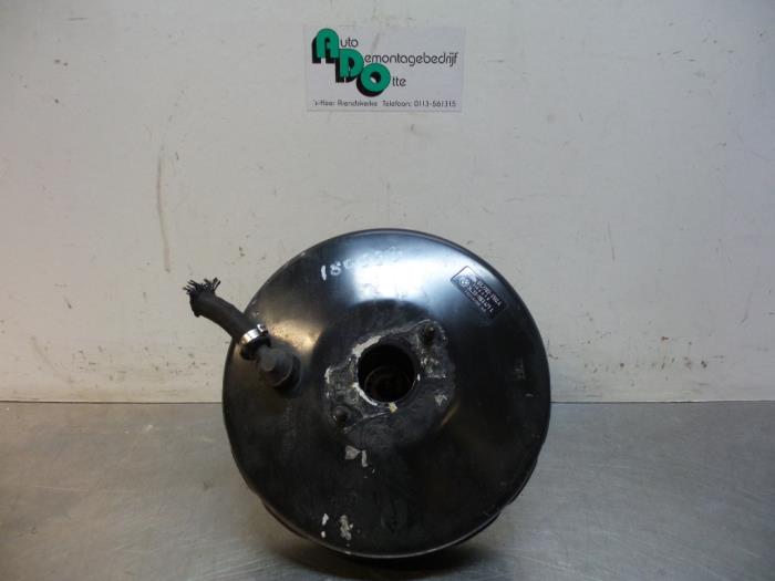 Usagé Servo frein BMW 3 serie Touring (E36/3) 318i Prix € 50,00 Règlement à la marge proposé par Autodemontagebedrijf Otte