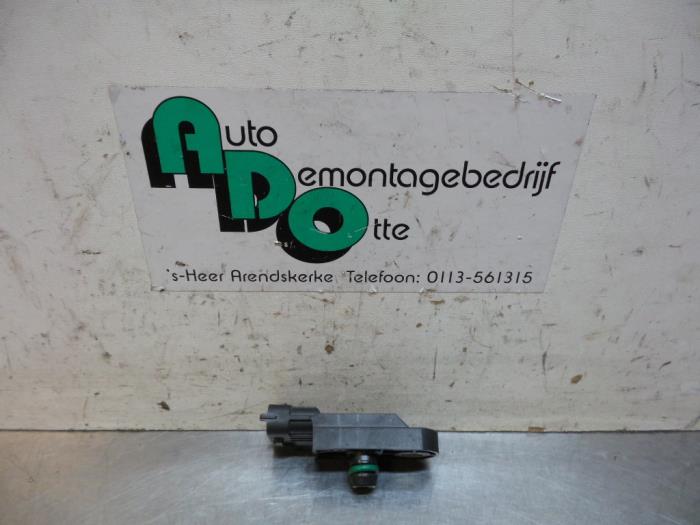 Gebrauchte Map Sensor (Einlasskrümmer) Renault Trafic New (FL) 2.0 dCi 16V 90 Preis € 15,00 Margenregelung angeboten von Autodemontagebedrijf Otte
