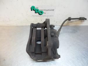 Used Front brake calliper, left Renault Trafic New (FL) 2.0 dCi 16V 90 Price € 25,00 Margin scheme offered by Autodemontagebedrijf Otte