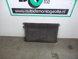 Usados Condensador de aire acondicionado Renault Megane II Grandtour (KM) 1.5 dCi 80 Precio € 50,00 Norma de margen ofrecido por Autodemontagebedrijf Otte