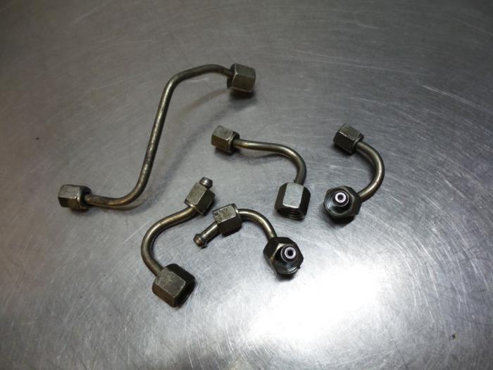 Usagé Conduit de carburant Fiat Doblo Cargo (263) 1.3 MJ 16V DPF Euro 5 Prix € 50,00 Règlement à la marge proposé par Autodemontagebedrijf Otte