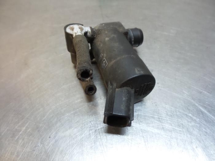 Windscreen washer pump