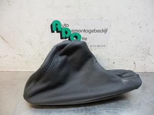 Used Parking brake lever cover BMW 3 serie (E46/4) 320d 16V Price € 15,00 Margin scheme offered by Autodemontagebedrijf Otte