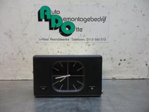 Used Clock BMW 750 Price € 40,00 Margin scheme offered by Autodemontagebedrijf Otte