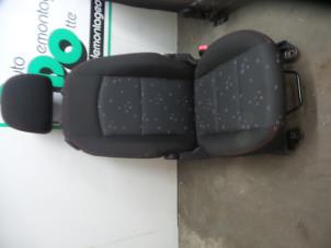 Used Seat, right Mazda 2 (NB/NC/ND/NE) 1.4 16V Price € 100,00 Margin scheme offered by Autodemontagebedrijf Otte