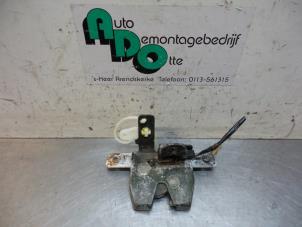 Used Tailgate lock mechanism BMW 3 serie Touring (E36/3) 316i Price € 20,00 Margin scheme offered by Autodemontagebedrijf Otte