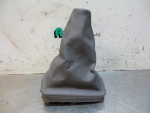 Used Gear stick cover Peugeot 206 (2A/C/H/J/S) 1.1 XN,XR Price € 15,00 Margin scheme offered by Autodemontagebedrijf Otte