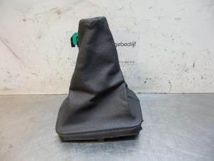 Used Gear stick cover Peugeot 206 (2A/C/H/J/S) 1.4 XR,XS,XT,Gentry Price € 15,00 Margin scheme offered by Autodemontagebedrijf Otte