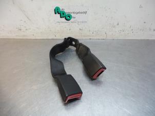 Used Rear seatbelt buckle, right BMW 1 serie (E87/87N) 116i 1.6 16V Price € 25,00 Margin scheme offered by Autodemontagebedrijf Otte