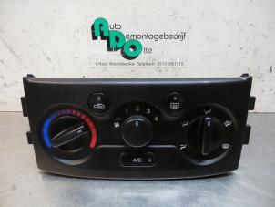 Usados Panel de control de calefacción Chevrolet Kalos (SF48) 1.4 16V Precio € 30,00 Norma de margen ofrecido por Autodemontagebedrijf Otte