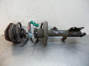 Used Front shock absorber rod, left Toyota Prius (NHW20) 1.5 16V Price € 40,00 Margin scheme offered by Autodemontagebedrijf Otte