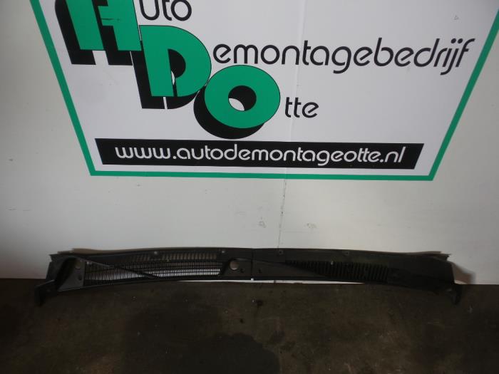 Używane Parawan Ford Transit Connect 1.8 Tddi Cena € 25,00 Procedura marży oferowane przez Autodemontagebedrijf Otte