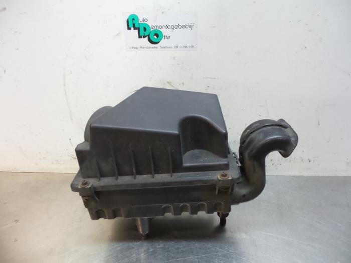 Air box from a Ford Transit Connect 1.8 Tddi 2005
