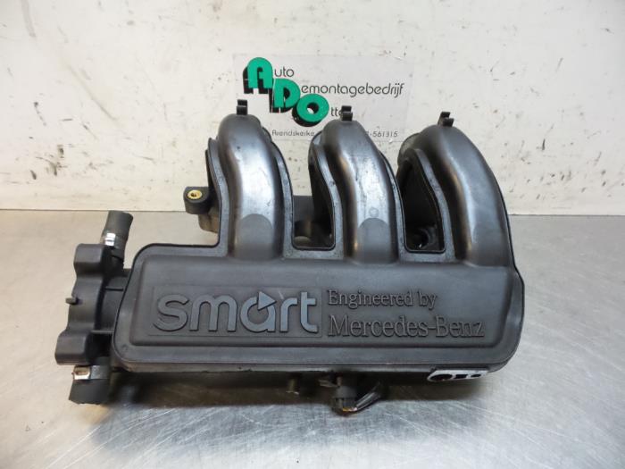 Intake manifold from a Smart City-Coupé 0.6 Turbo i.c. Smart&Pure 1999
