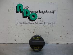 Used Oil cap Ford Transit Connect 1.8 Tddi Price € 5,00 Margin scheme offered by Autodemontagebedrijf Otte