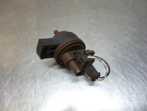 Used Vacuum valve Citroen Xsara Picasso (CH) 1.6 Price € 10,00 Margin scheme offered by Autodemontagebedrijf Otte