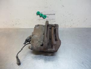 Used Front brake calliper, right Iveco New Daily I/II Price € 50,00 Margin scheme offered by Autodemontagebedrijf Otte